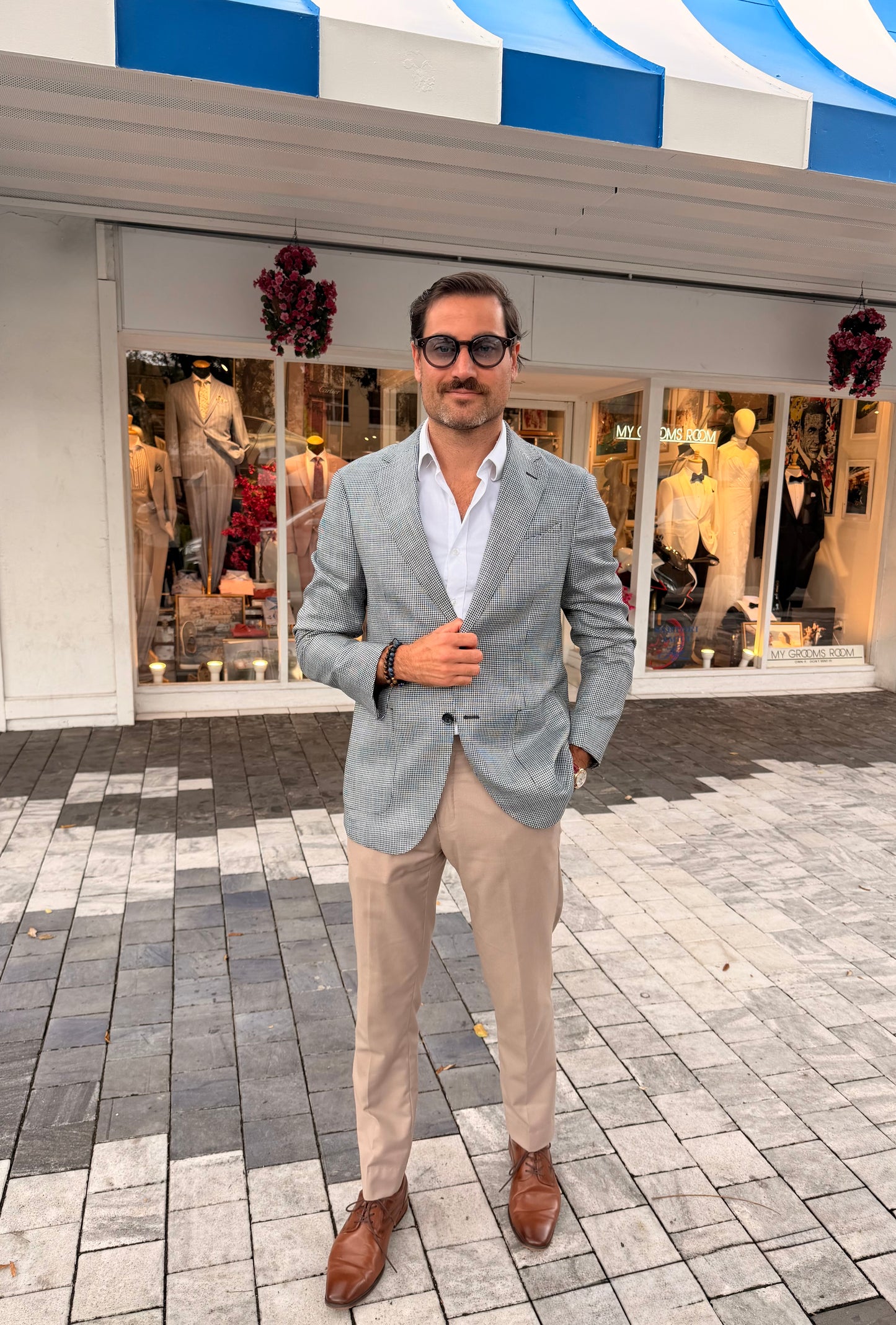 Micro-Pattern Blazer in Light Grey and White