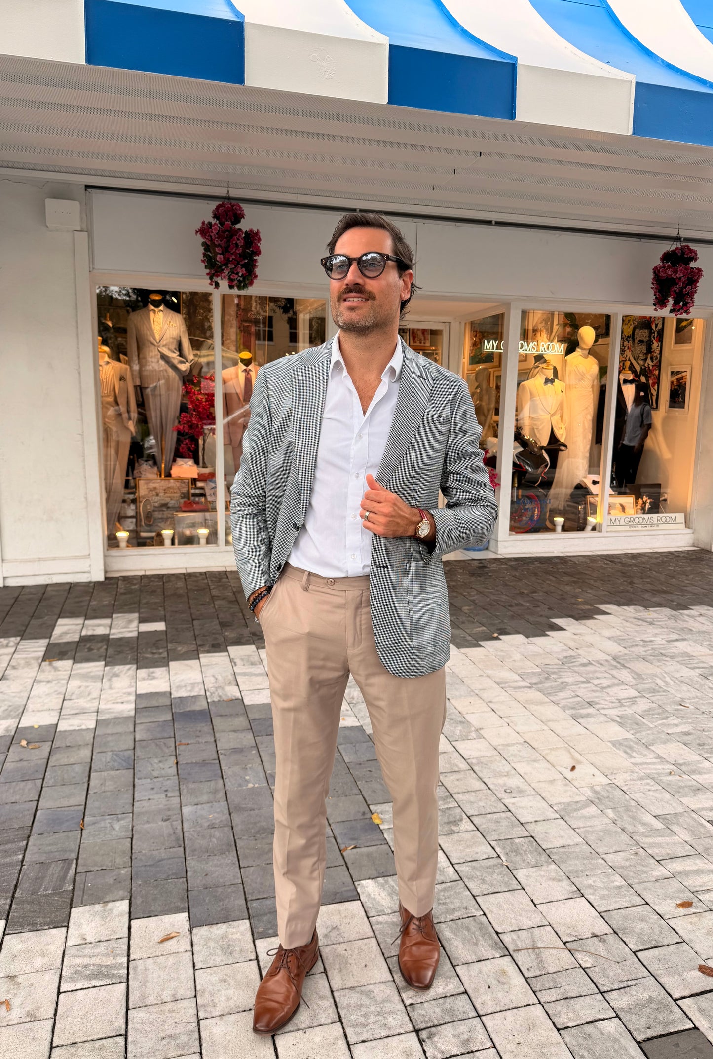 Micro-Pattern Blazer in Light Grey and White