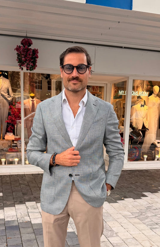 Micro-Pattern Blazer in Light Grey and White