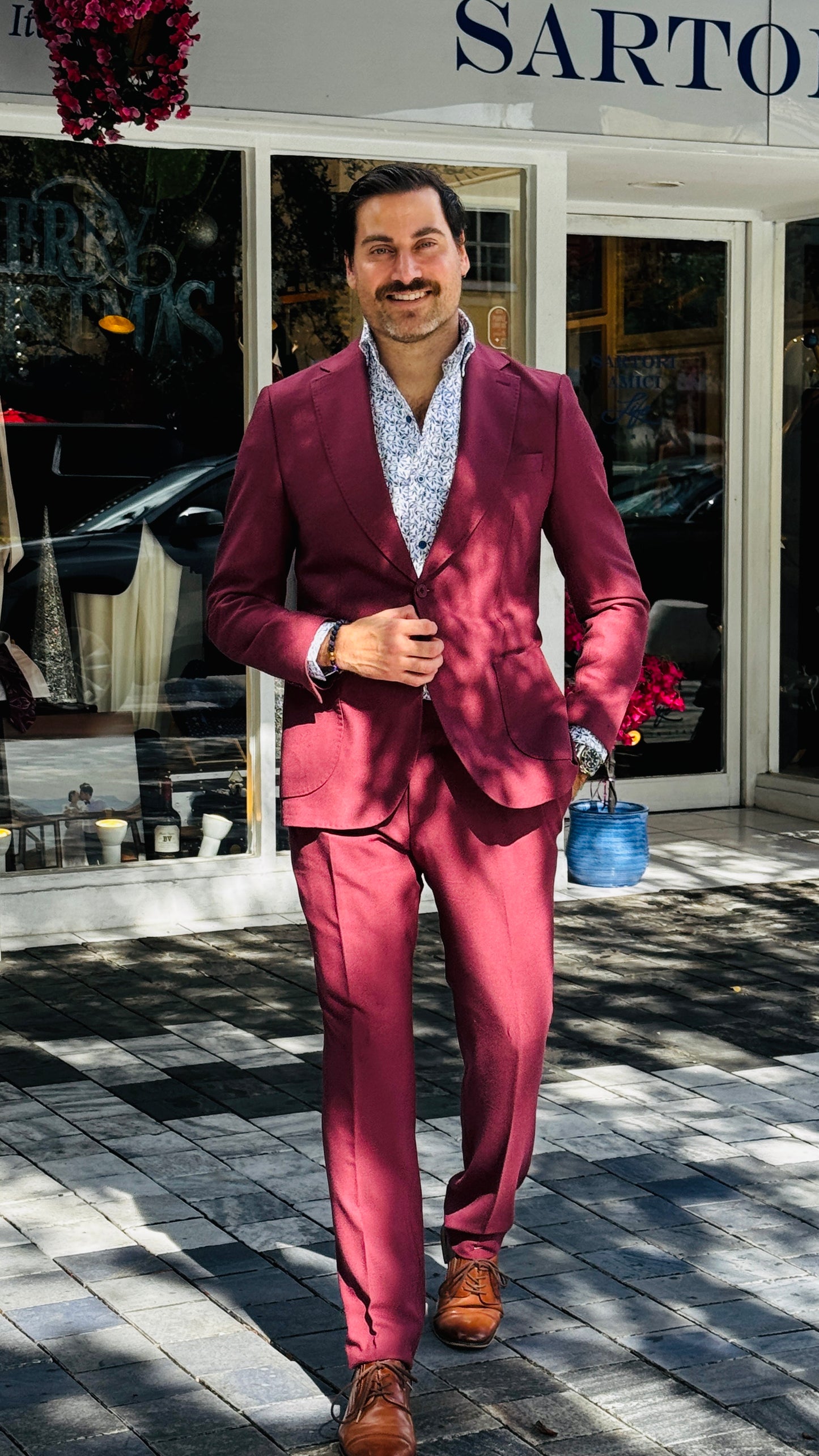 Burgundy Stretch Suit with Pleated Trousers – Sartori Amici