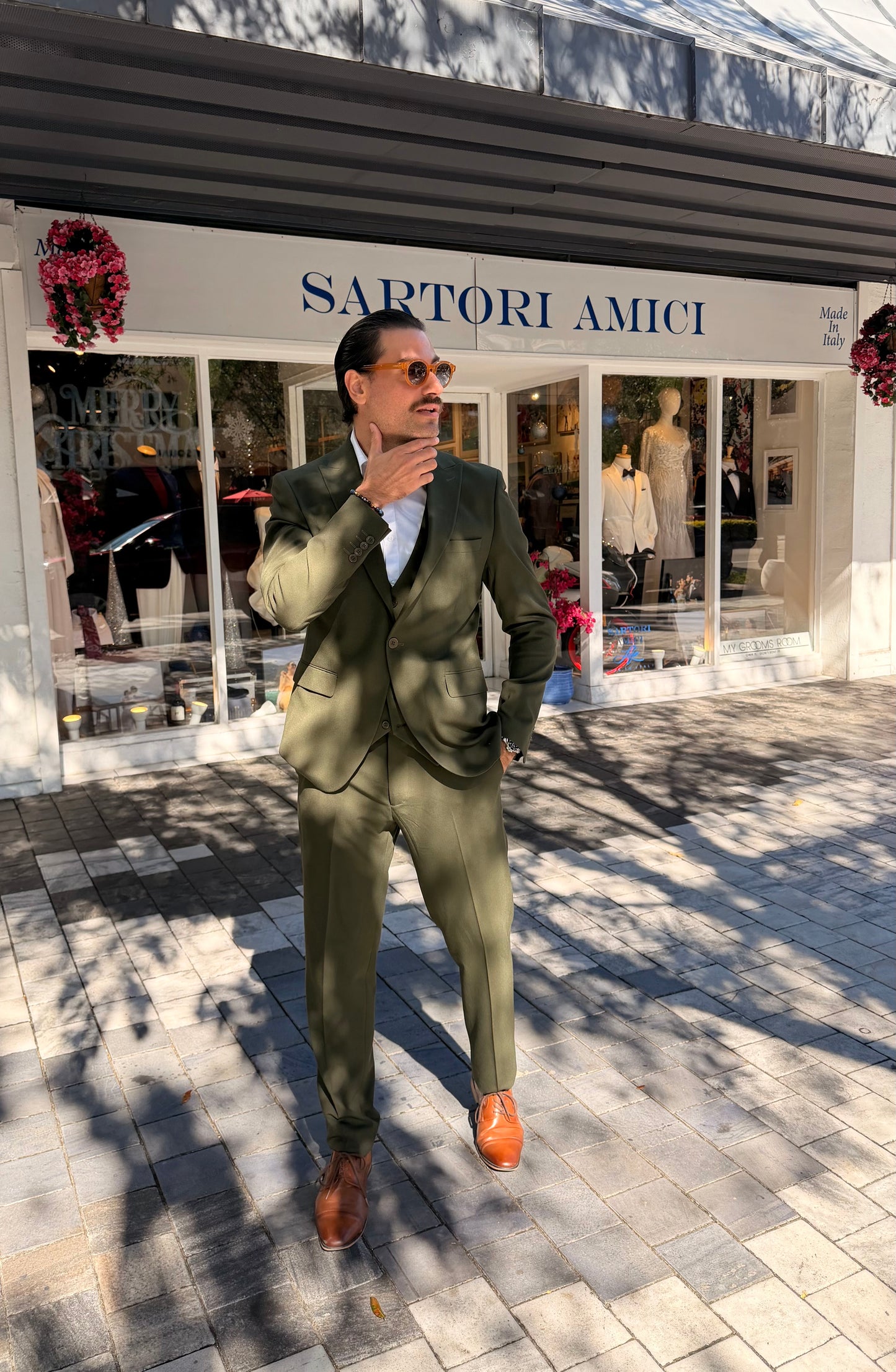 Sartori Amici Olive Green Suit – Modern Italian Elegance