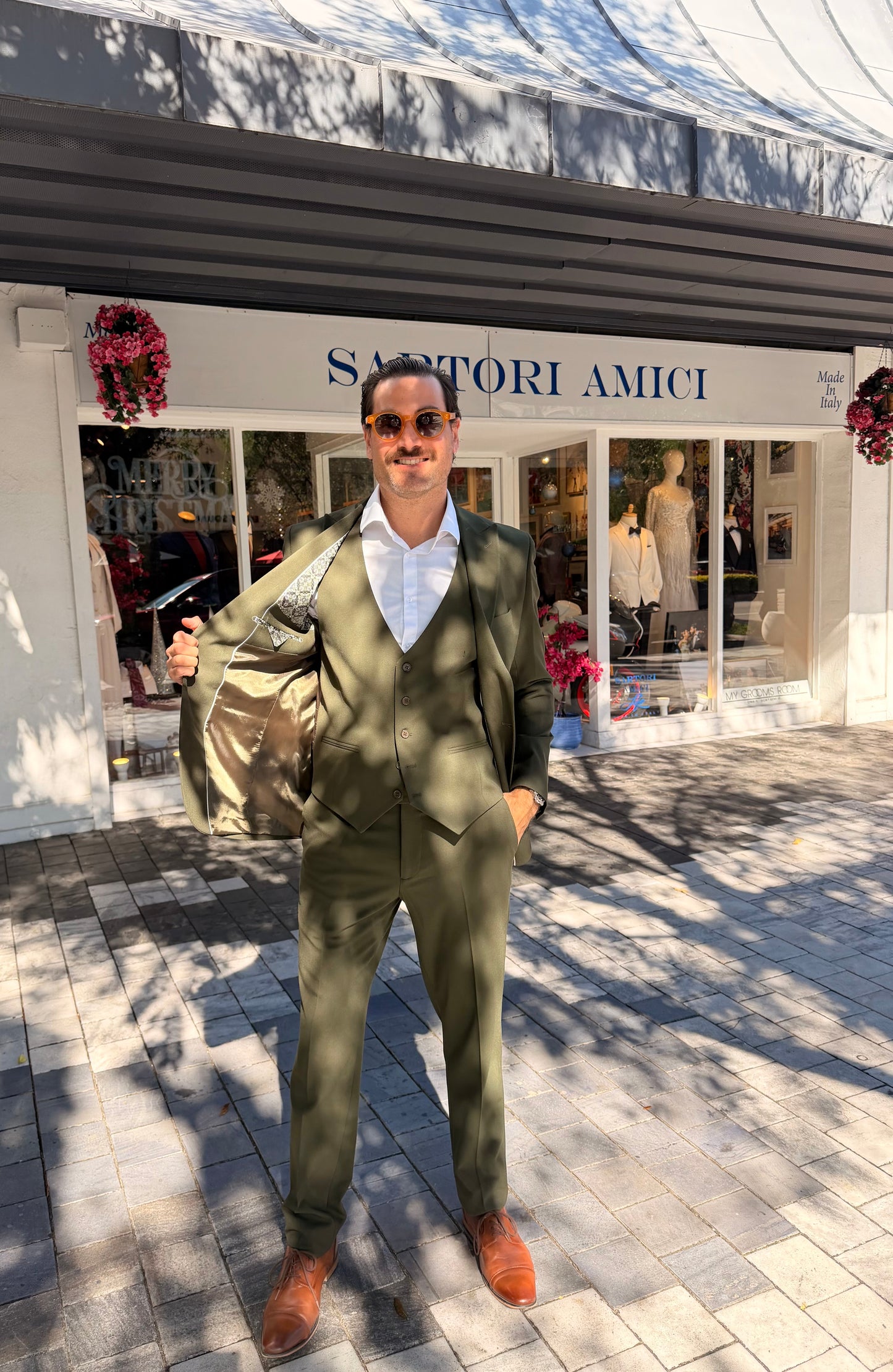 Sartori Amici Olive Green Suit – Modern Italian Elegance
