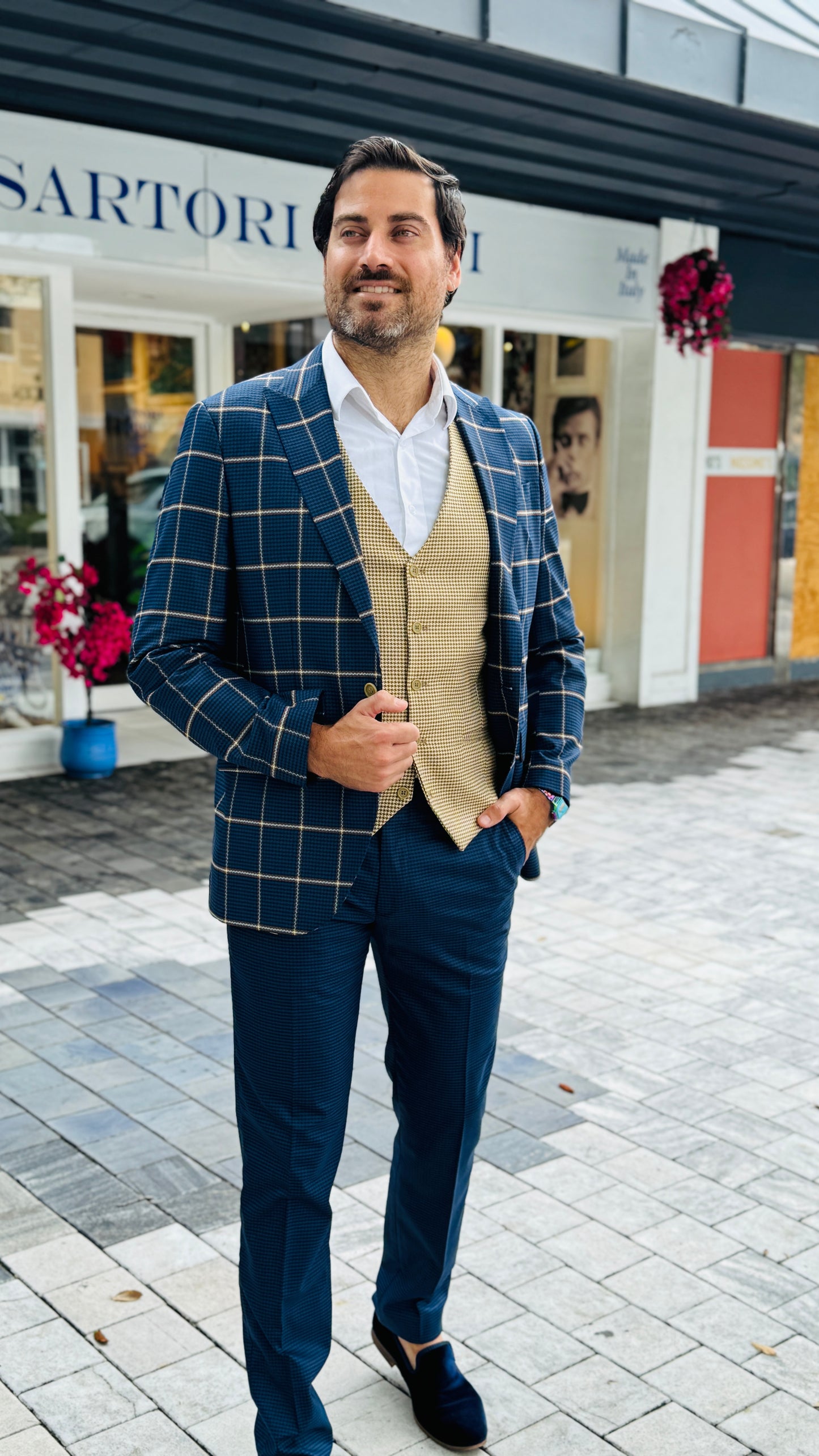 Sartori Amici Three-Piece Suit